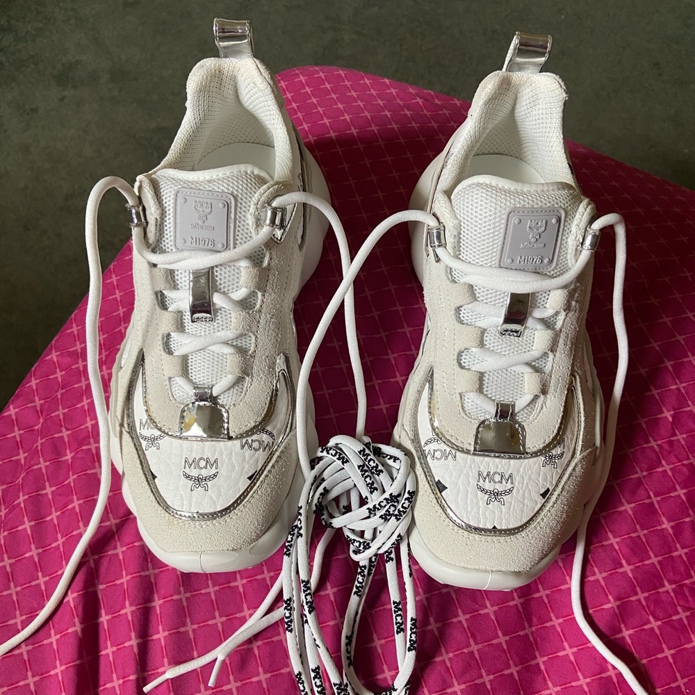Authentic MCM Himmel Chunky Sole logo designer sneaker//EUR size 39//US size 8
